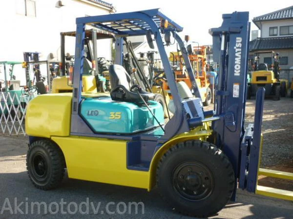 Фото Погрузчик вилочный Komatsu FD35T-7 2000г