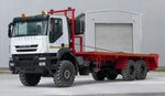 фото Контейнеровоз на шасси Iveco Trakker