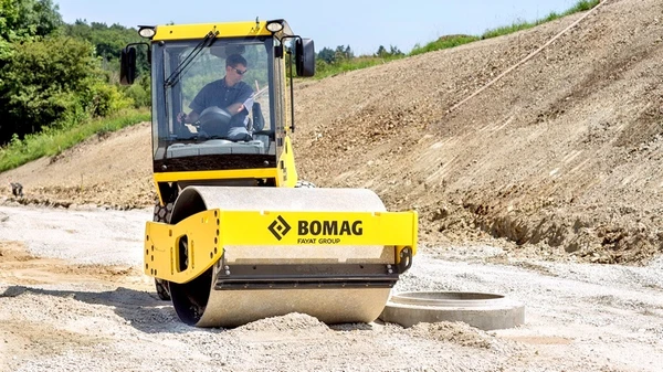 Фото Грунтовой каток BOMAG BW 177 — 7,5 тонн