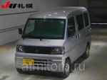 фото Грузопассажирский микроавтобус MITSUBISHI MINICAB VAN гв 2010 полный привод 4 wd груз 350 кг пробег 154 т.км