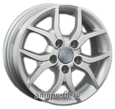 Фото Replica FA7 5.5x15/5x114.3 D67.1 ET50 Silver