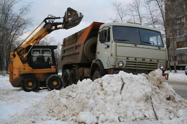 Фото Вывоз снега за куб