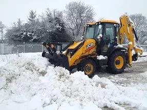 Фото Услуги экскаватора-погрузчика JCB