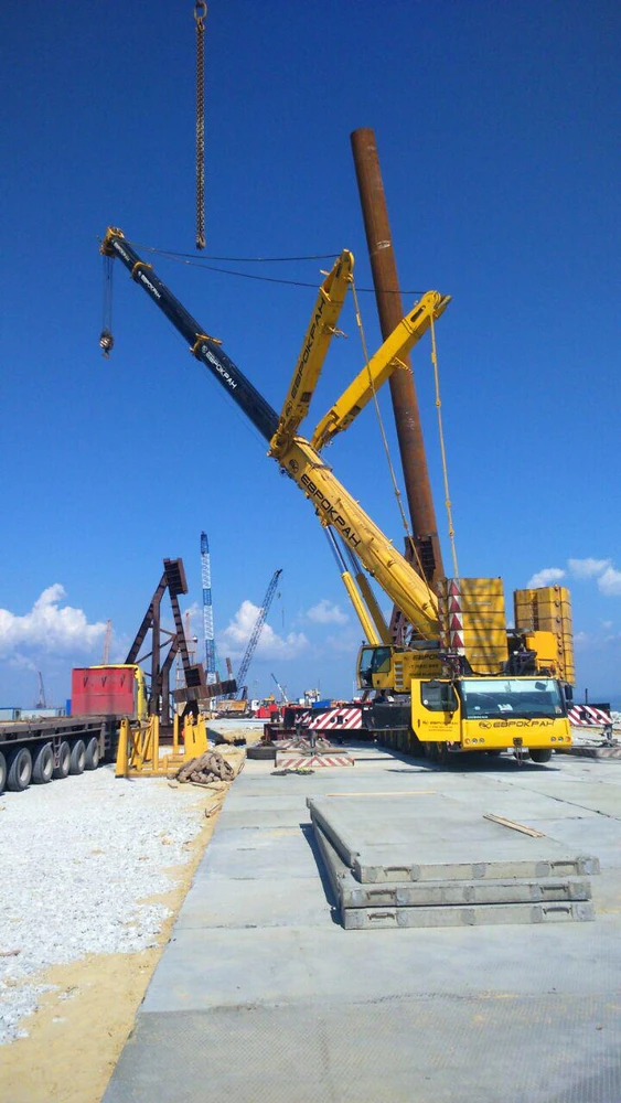 Фото Сдам в аренду мобильные и гусеничные краны LIEBHERR LTM1500-8.1,LTM1400-7.1,LR1300,LR1280,LR1250