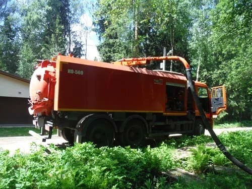 Фото Мойка выгребных ям. Удаление ила.