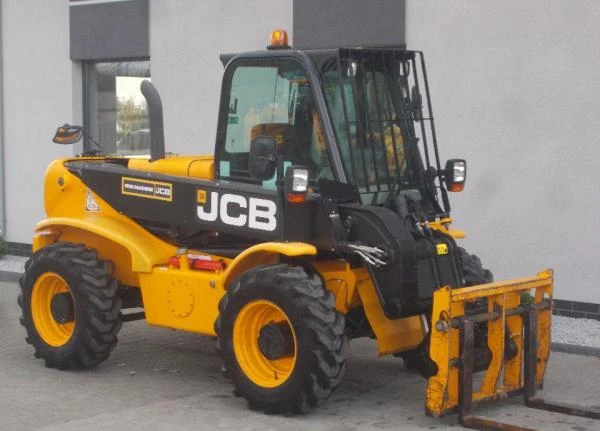 Фото Телескопический погрузчик JCB 520-50