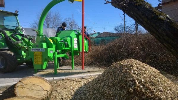 Фото Гидравлический измельчитель веток навесной на погрузчик Greenmech ECO 150 TMP HYD