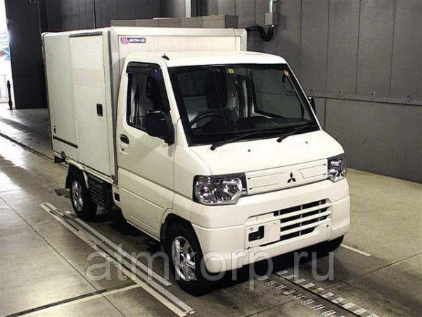 Фото Авторефрижератор микрогрузовик MITSUBISHI MINICAB TRUCK гв 2013 груз 0,35 тн от + 25 до - 5 пробег 68 т.км