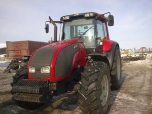 Фото Продается трактор Valtra T190