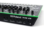 фото ROLAND AIRA TR-8