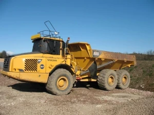 Фото Сочлененный самосвал (думпер) Volvo A30E