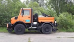 фото Локомобиль Mersedes Unimog 1400