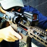 Фото №4 Закрытый коллиматорный прицел Leupold Carbine Opti (LCO) на Weaver